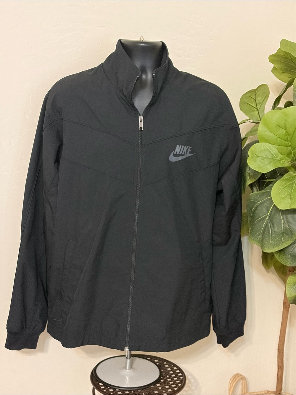Nike Black Windbreaker Jacket with Reflective Logo